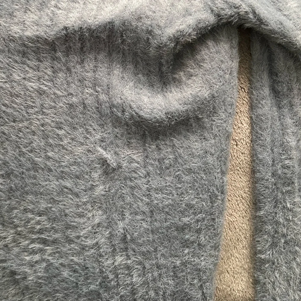 Hollister Heather Gray Women's Cardigan - Picture 4 of 4